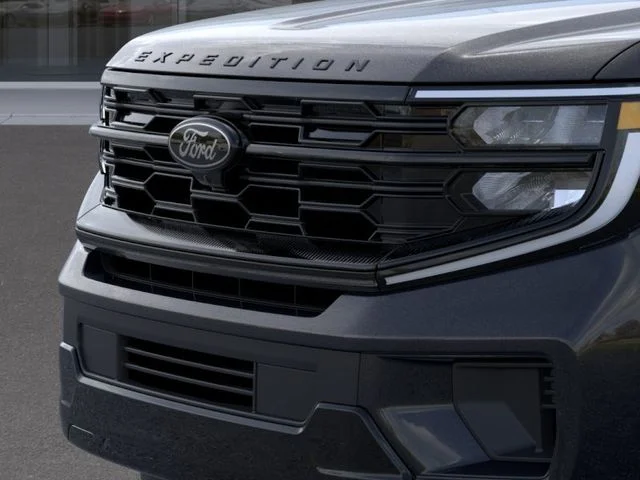 New 2026 Black Metallic Ford Platinum image 17