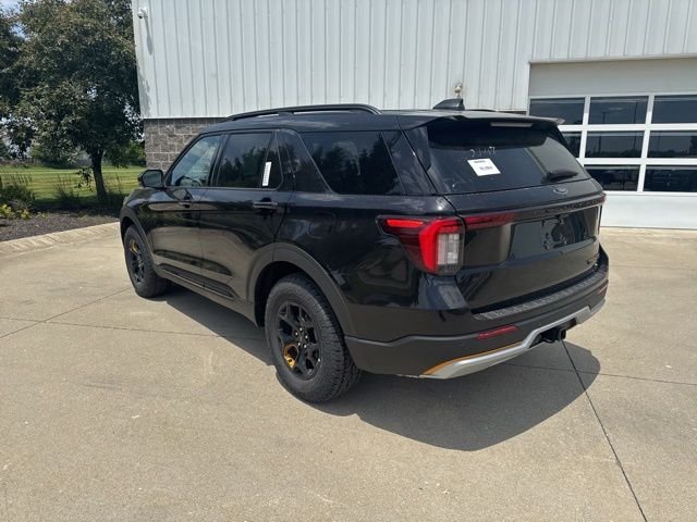 New 2026 Agate Black Metallic Ford Tremor® image 7