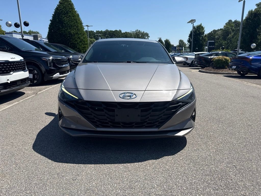 Used 2021 Silver Hyundai Blue image 6