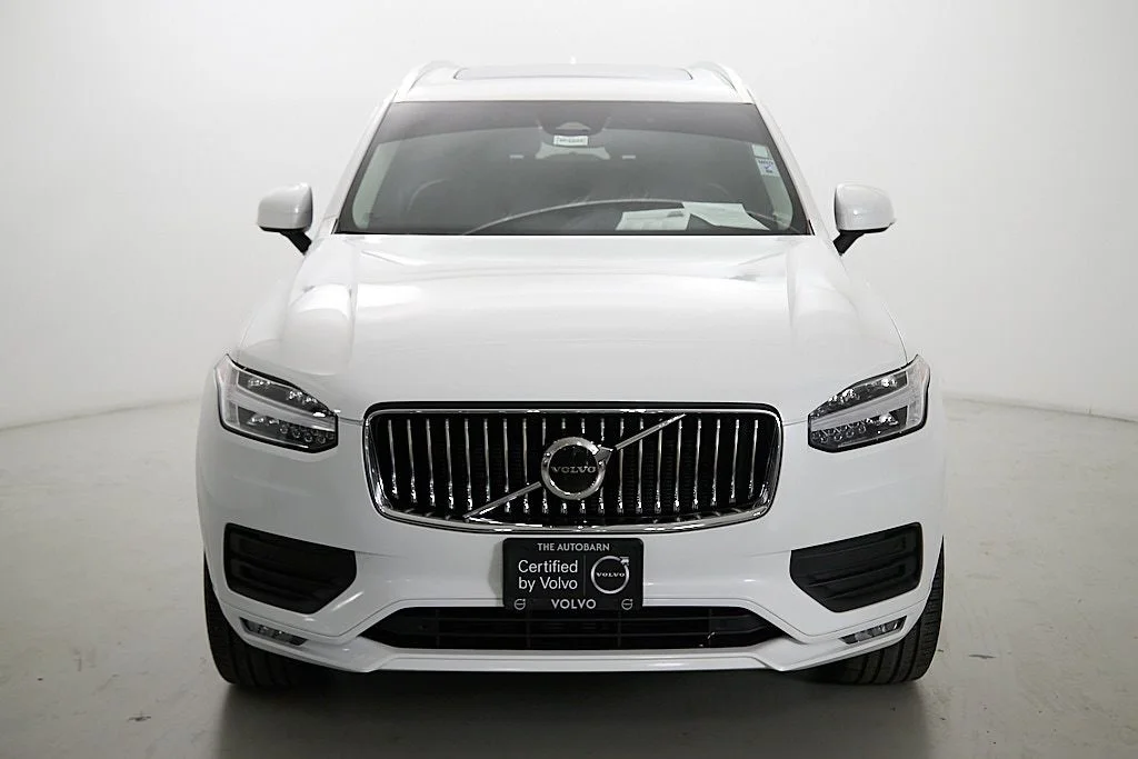 Certified Used 2023 Crystal White Volvo Core image 5