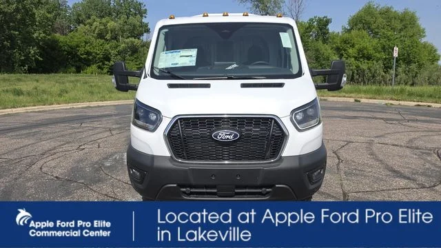 New 2026 Oxford White Ford Base image 8