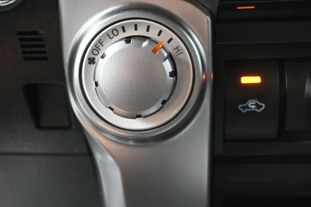 Used 2024  Toyota SR5 image 22
