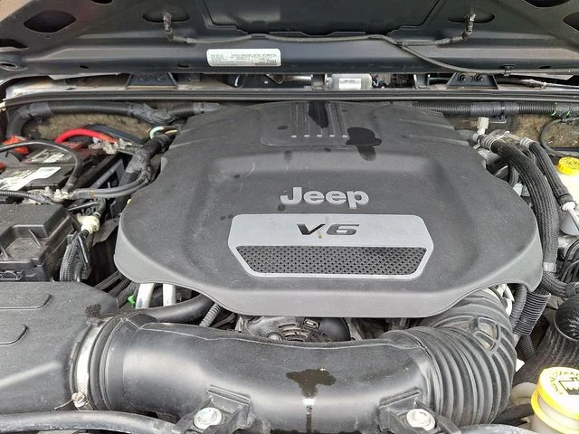 Used 2018 Black Jeep Unlimited Sport image 29