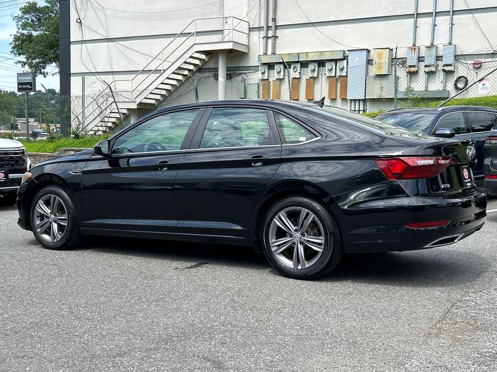 Used 2021 Black Volkswagen R-Line image 4