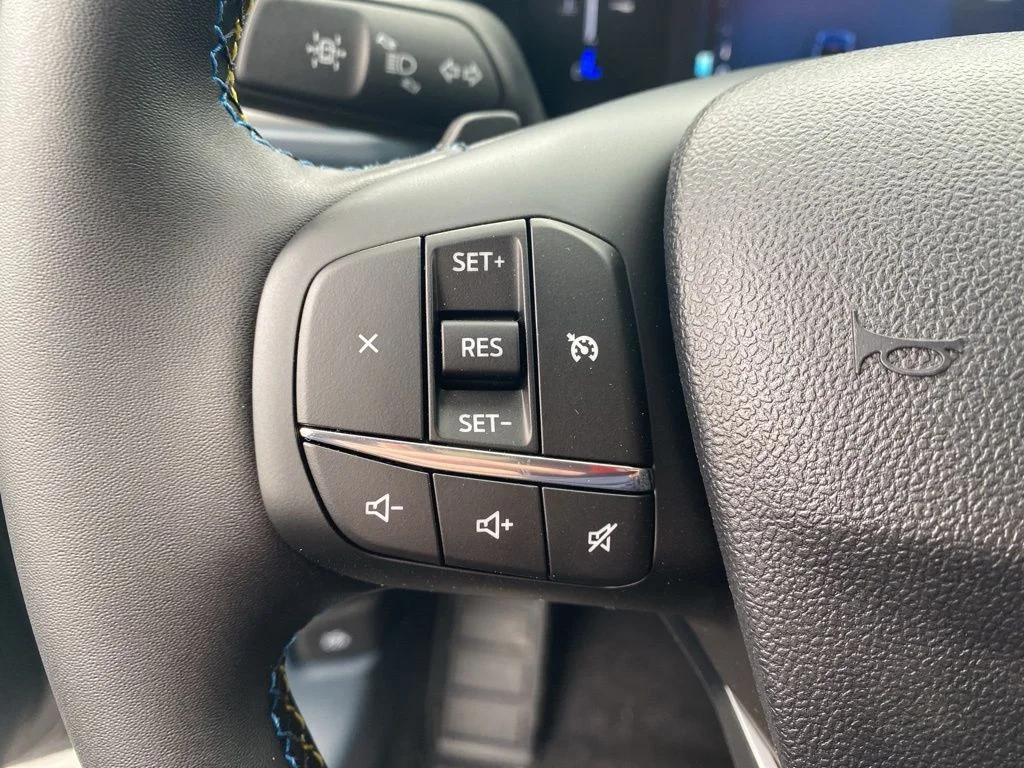 New 2026 Carbonized Gray Metallic Ford Lobo™ image 17