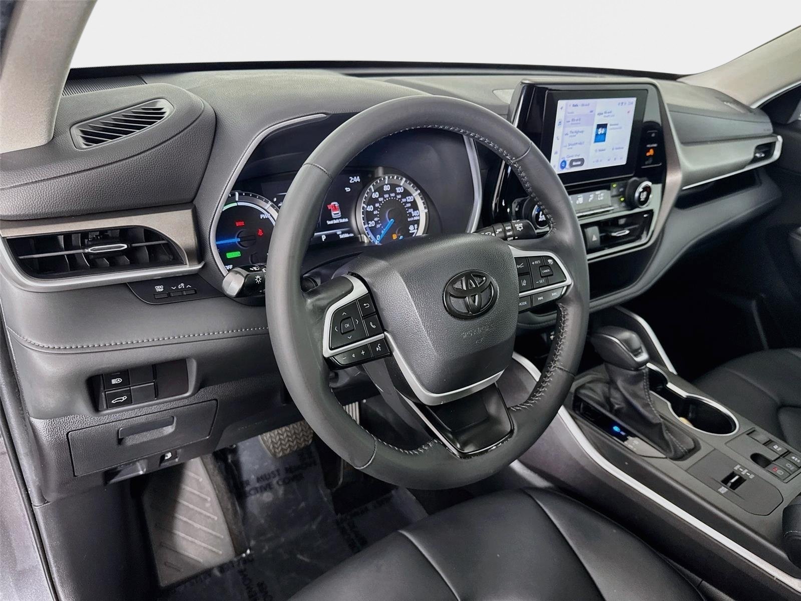 Used 2023 Magnetic Gray Metallic Toyota Hybrid XLE image 9