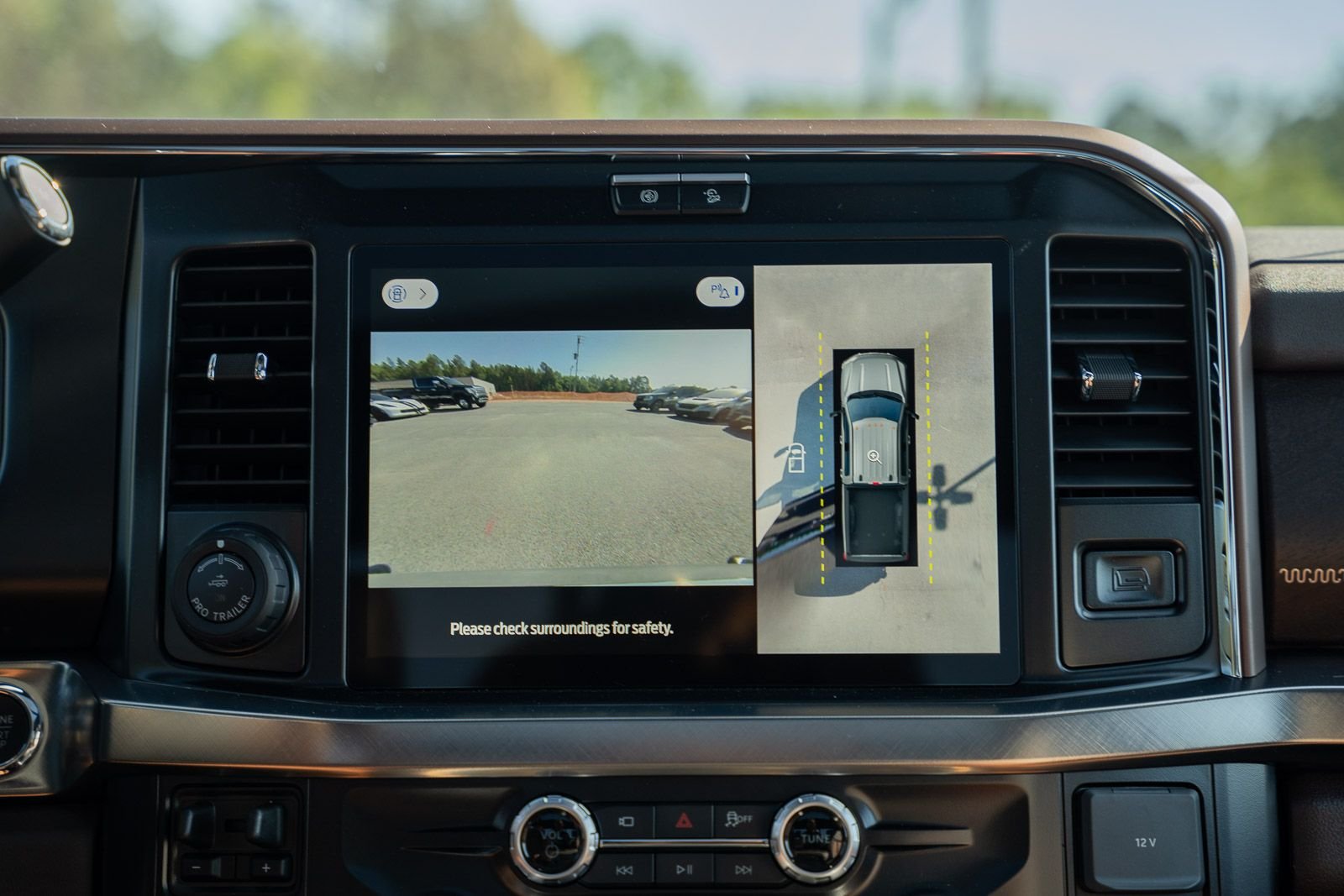 New 2026 Agate Black Metallic Ford F-250® King Ranch® image 40
