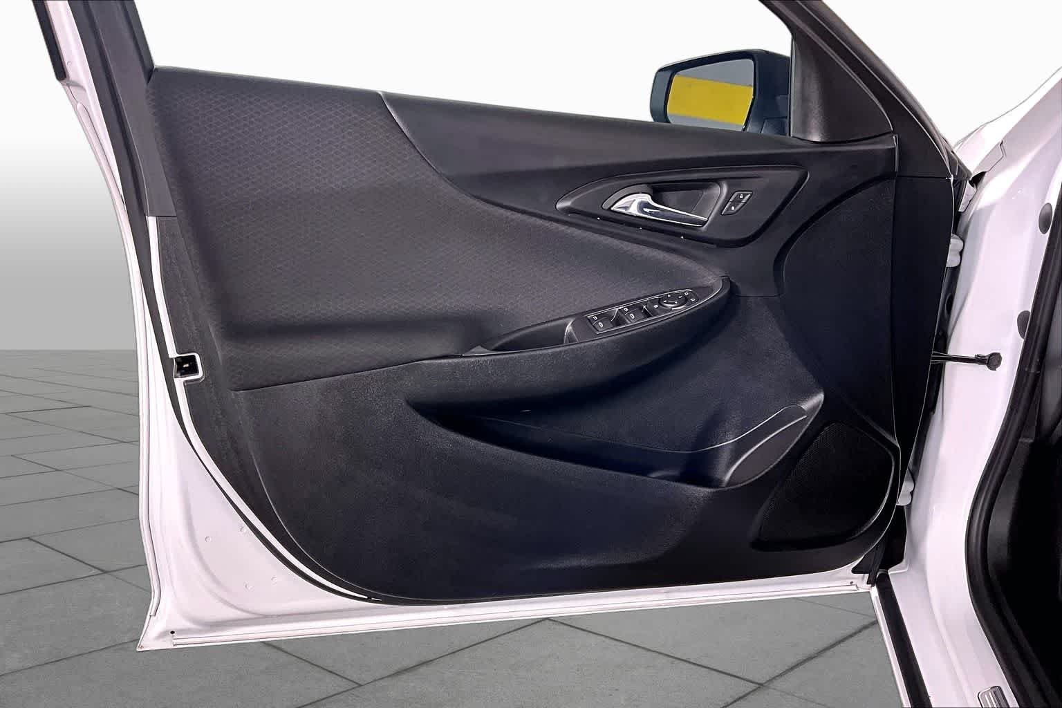 Used 2022 Summit White Chevrolet LS image 20