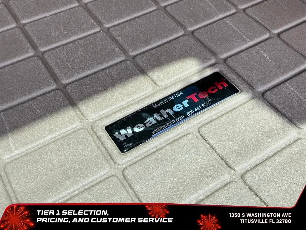 Used 2024 White Frost Tricoat GMC Denali image 48