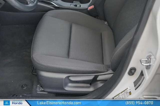 Used 2025 Ice Toyota LE image 15