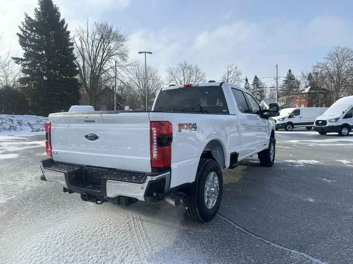New 2026 White Ford XLT image 5