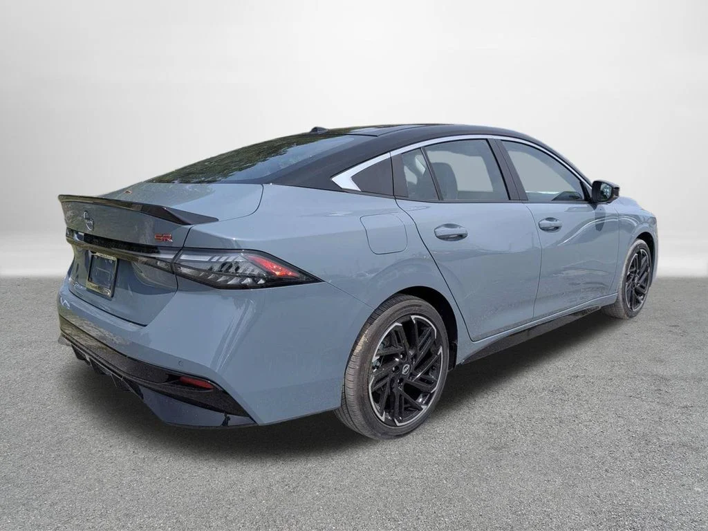 New 2026 Gray Nissan SR image 3