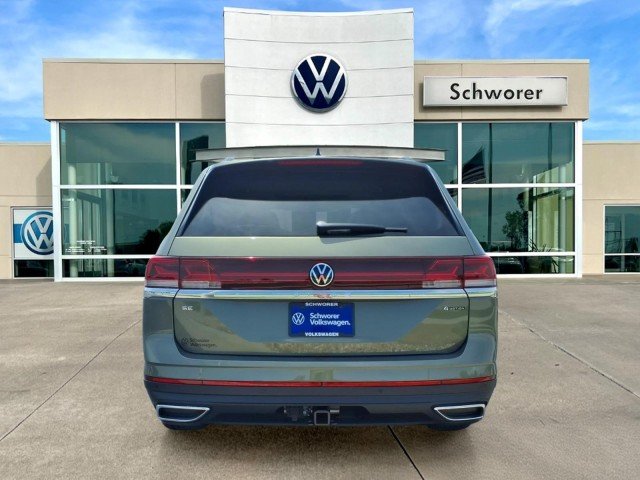 New 2026 Avocado Green Pearl Volkswagen SE w/Technology 4M image 8