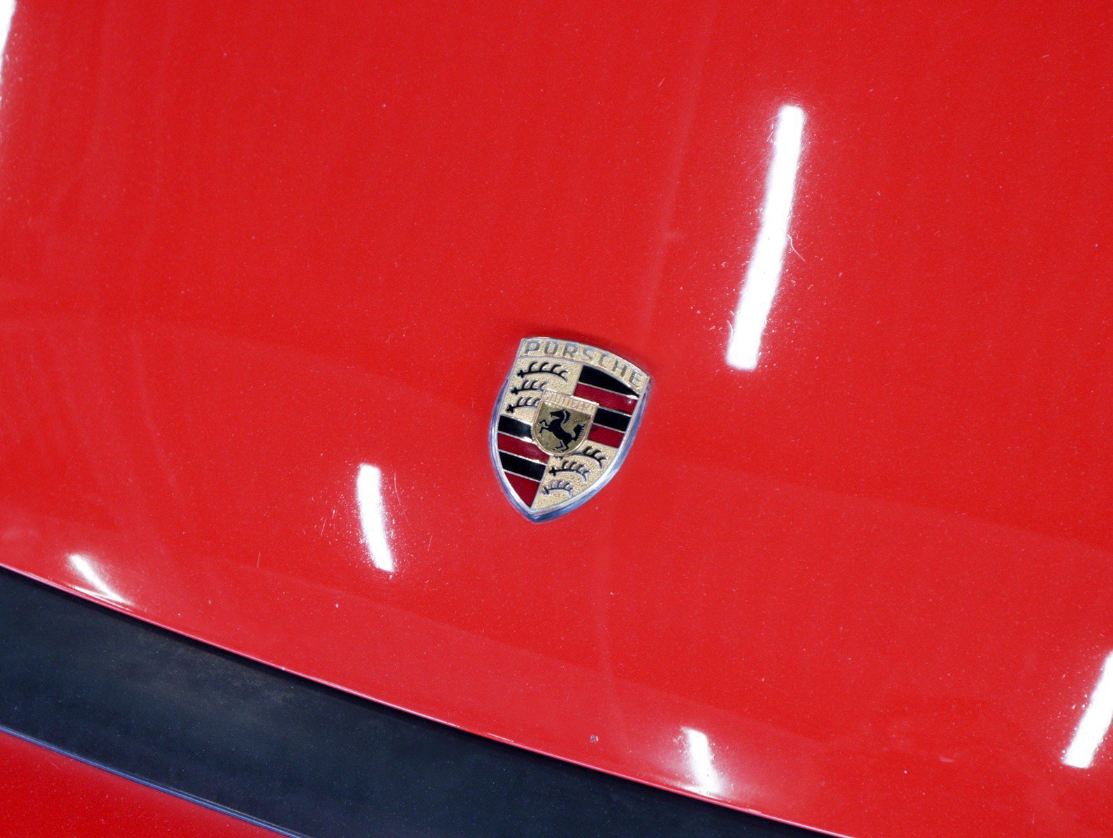 Used 1985 Guards Red Porsche Targa w/5speed trans image 25