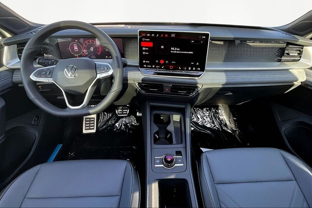 New 2026 White Volkswagen 2.0T SE R-Line Black image 7
