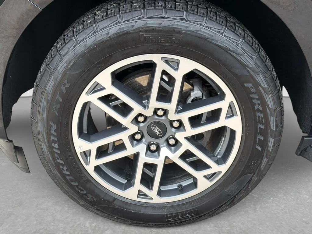 Used 2025 Black Ford Active image 12