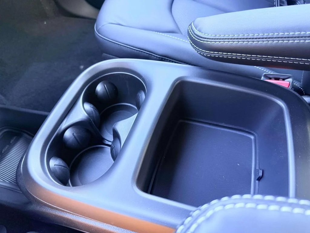 2026 Chrysler Pacifica Select - Photo 25