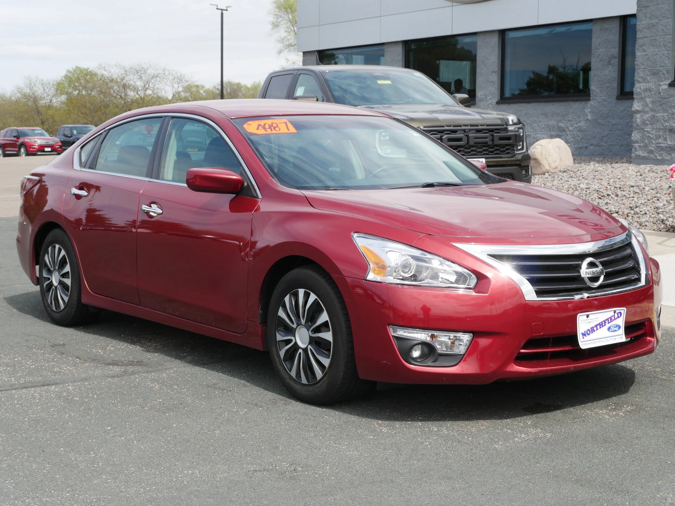 Used 2013 Nissan Altima Sedan S with VIN 1N4AL3AP6DC182239 for sale in Northfield, MN
