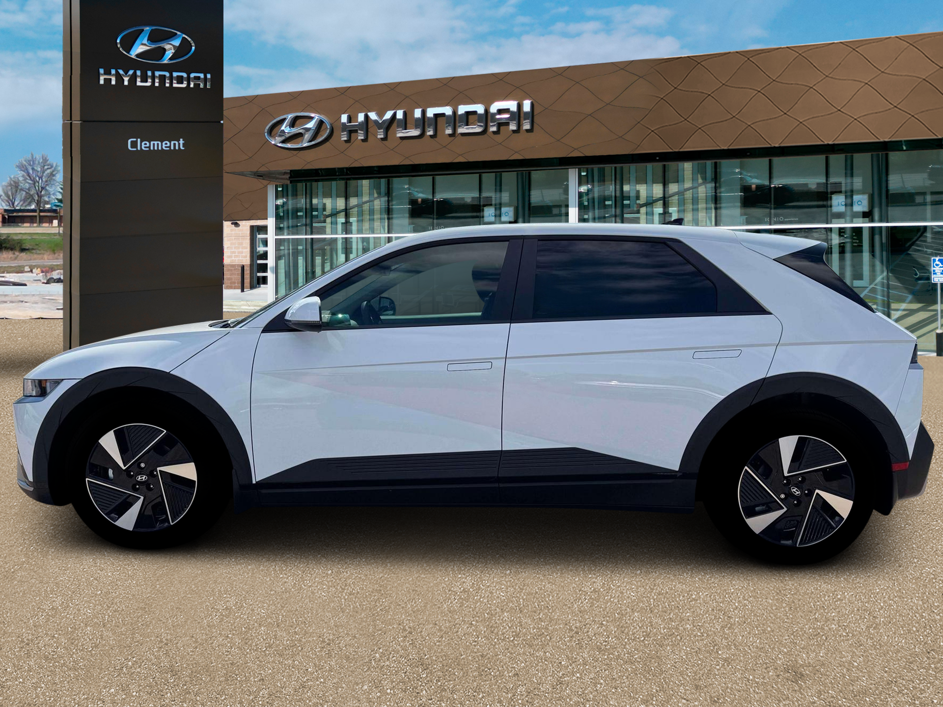 New 2026 White Hyundai SEL image 3