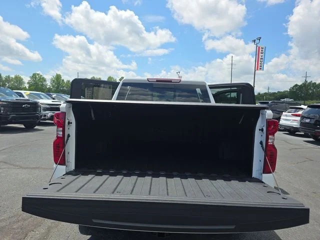 Used 2024 White Chevrolet LT image 13