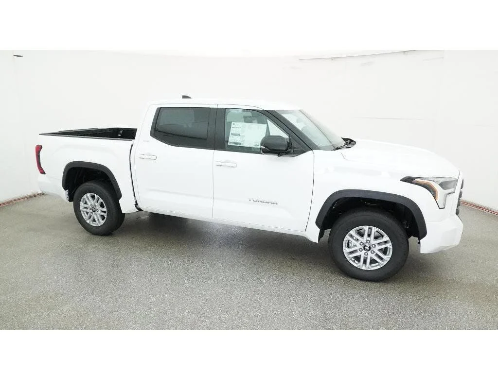 New 2026 Ice Cap Toyota SR5 image 16