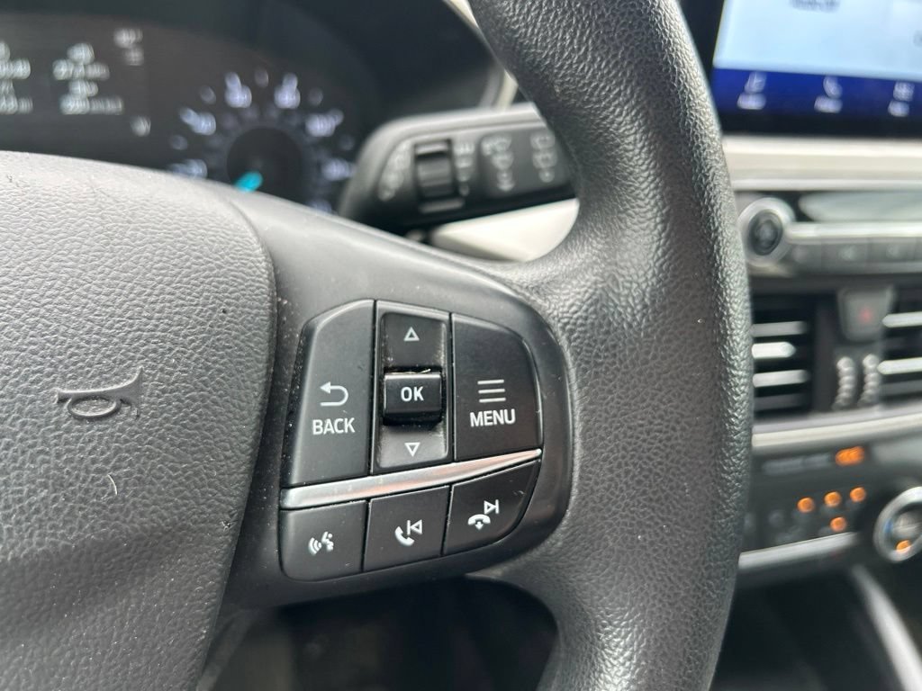 Used 2020 Magnetic Ford SE image 25
