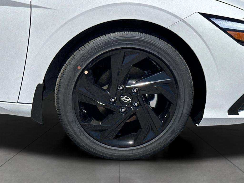 New 2026 Serenity White Hyundai SEL Sport image 9