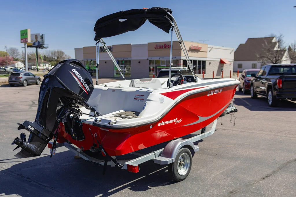 Used 2023  Bayliner  image 4