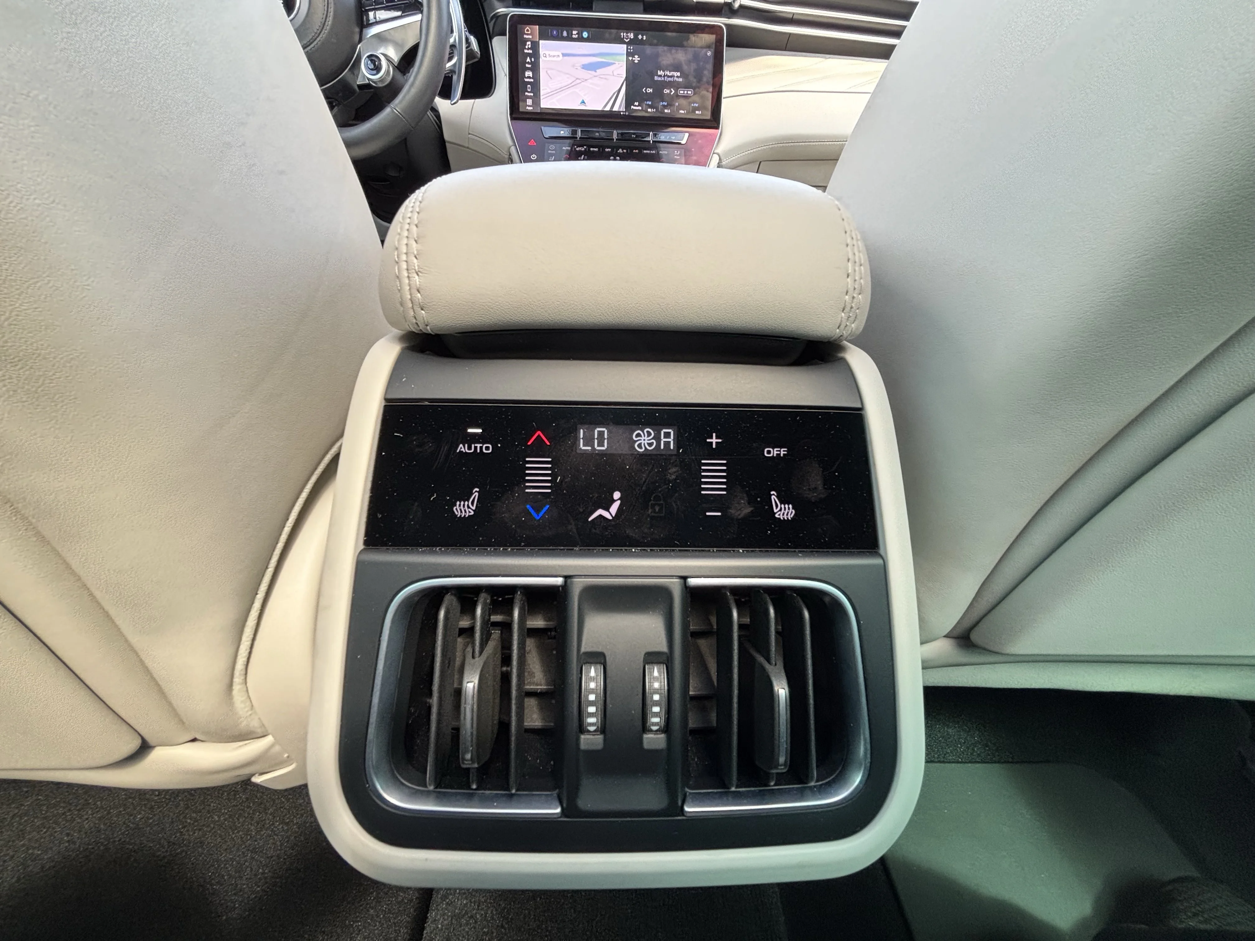 Certified Used 2023 Bianco Astro Metallic Maserati Modena image 44