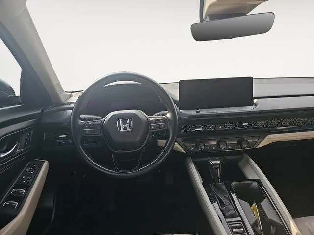 Used 2024 Gray Honda EX-L image 8