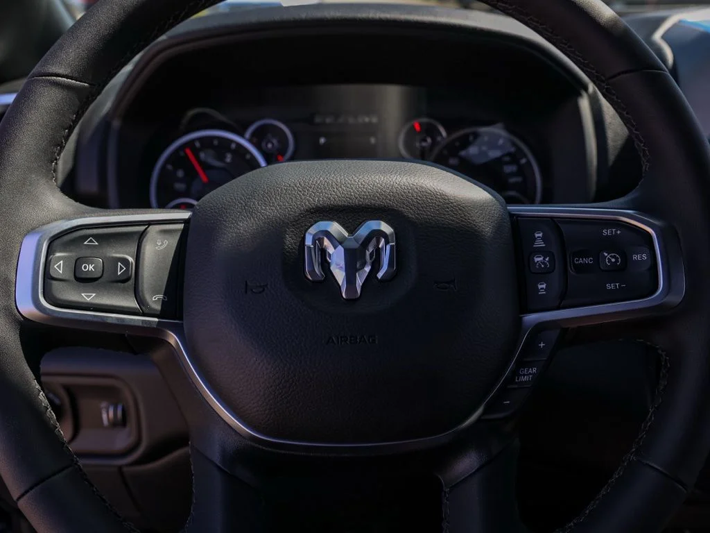 New 2026 Granite Crystal Metallic Clear-Coat Exterior Paint RAM Big Horn Sport Appearance image 23