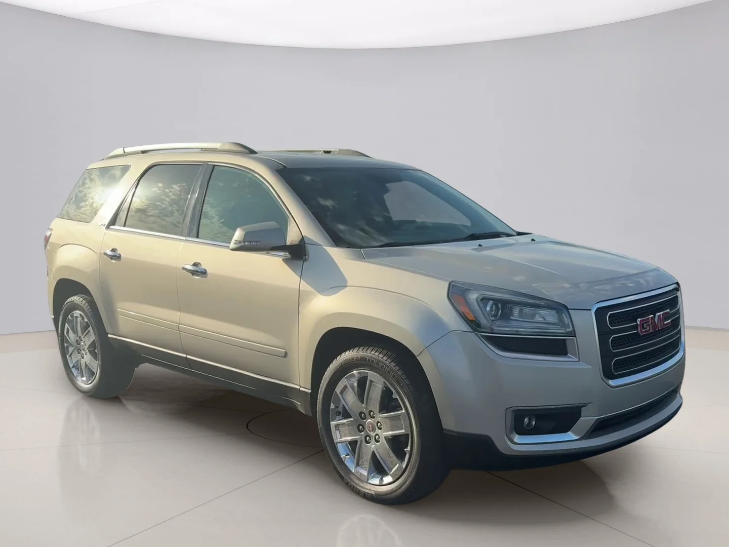 Used 2017 Silver Gmc LIMITED image 7