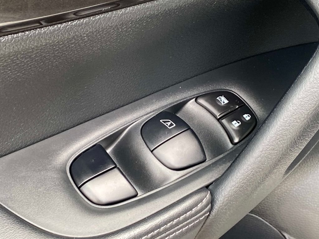 Used 2020 Silver Nissan SV image 31