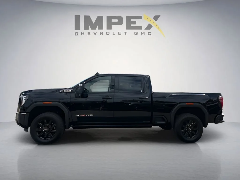Used 2026 Onyx Black GMC AT4 image 2