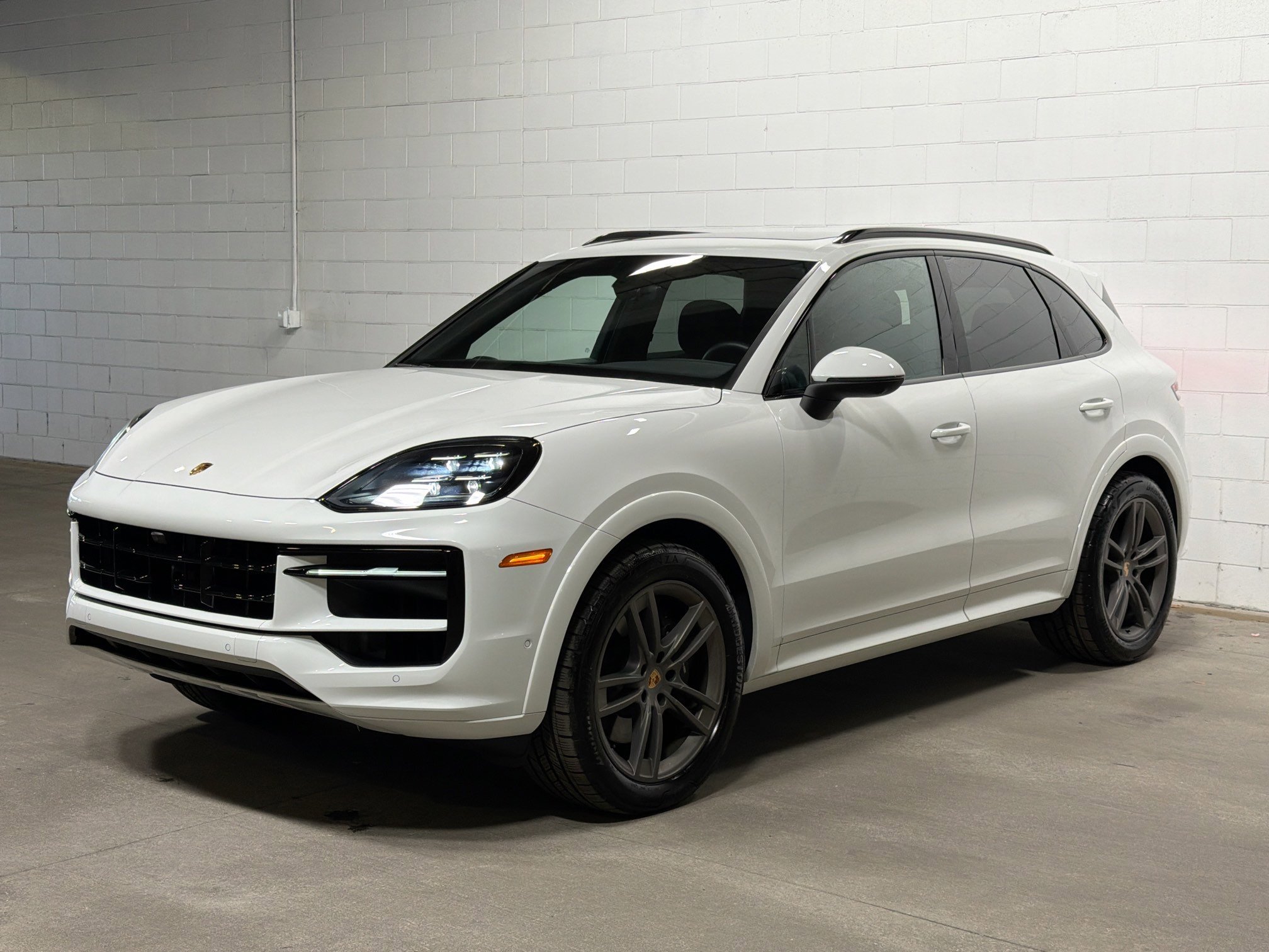 2025 Porsche Cayenne Base