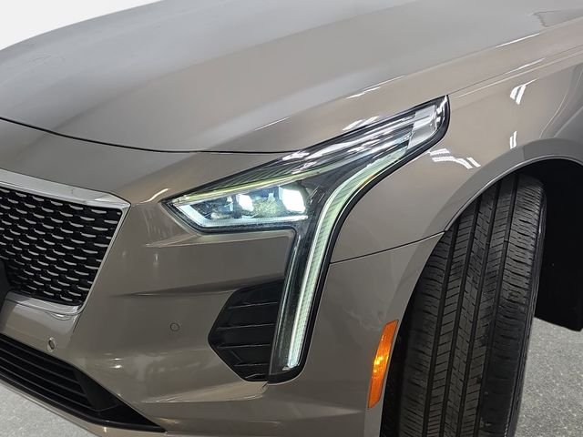 Used 2019 Bronze Dune Metallic Cadillac 3.6L Luxury image 31