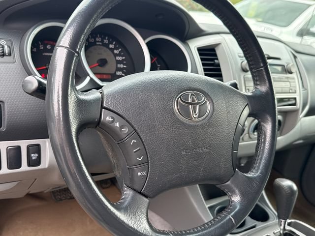 Used 2011 Pyrite Mica Toyota SR5 image 14