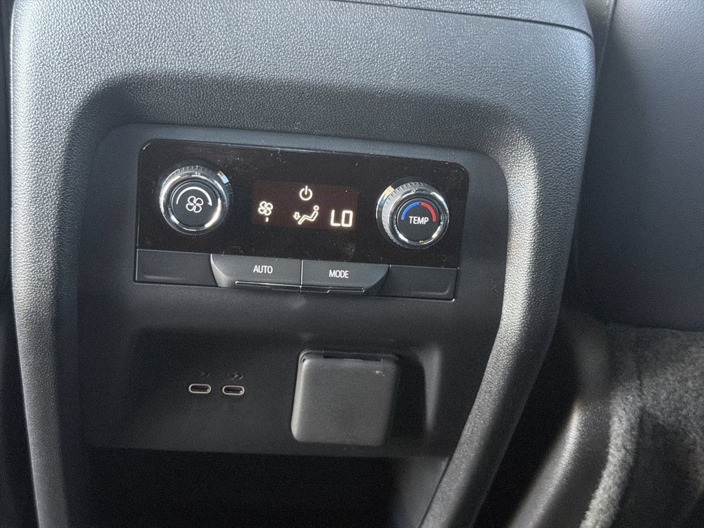 2027 Chevrolet Traverse LT - Photo 22