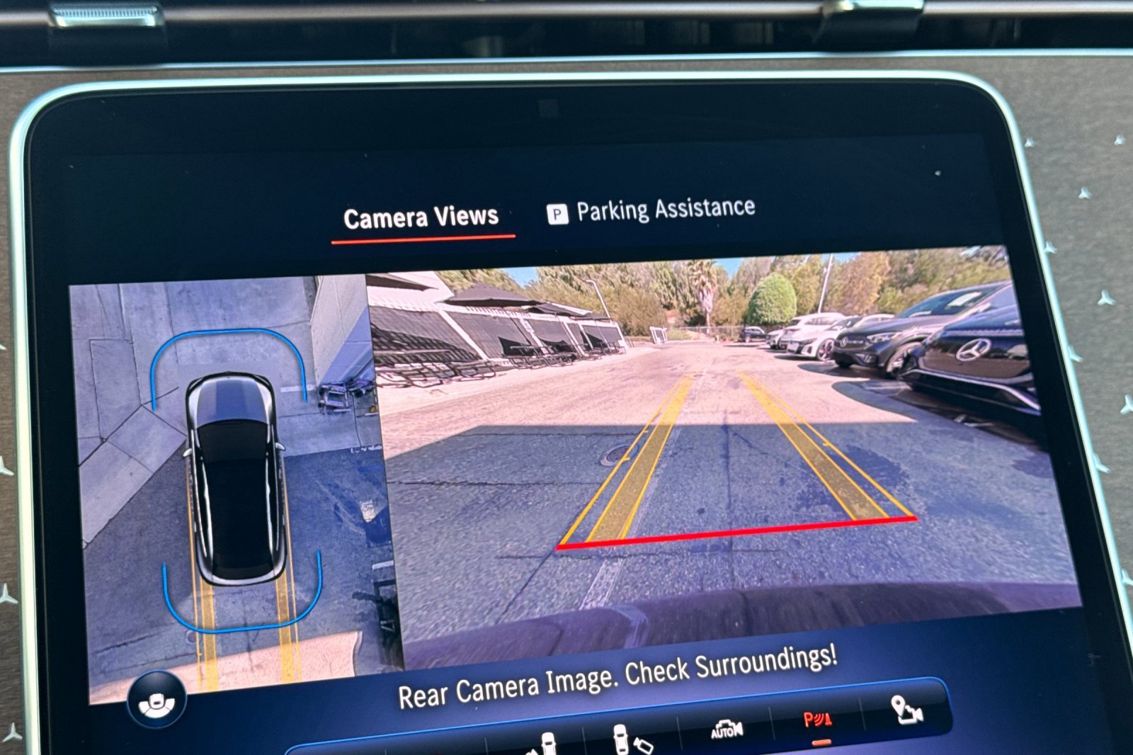 Certified Used 2023 Blue Mercedes-Benz 500 SUV image 20