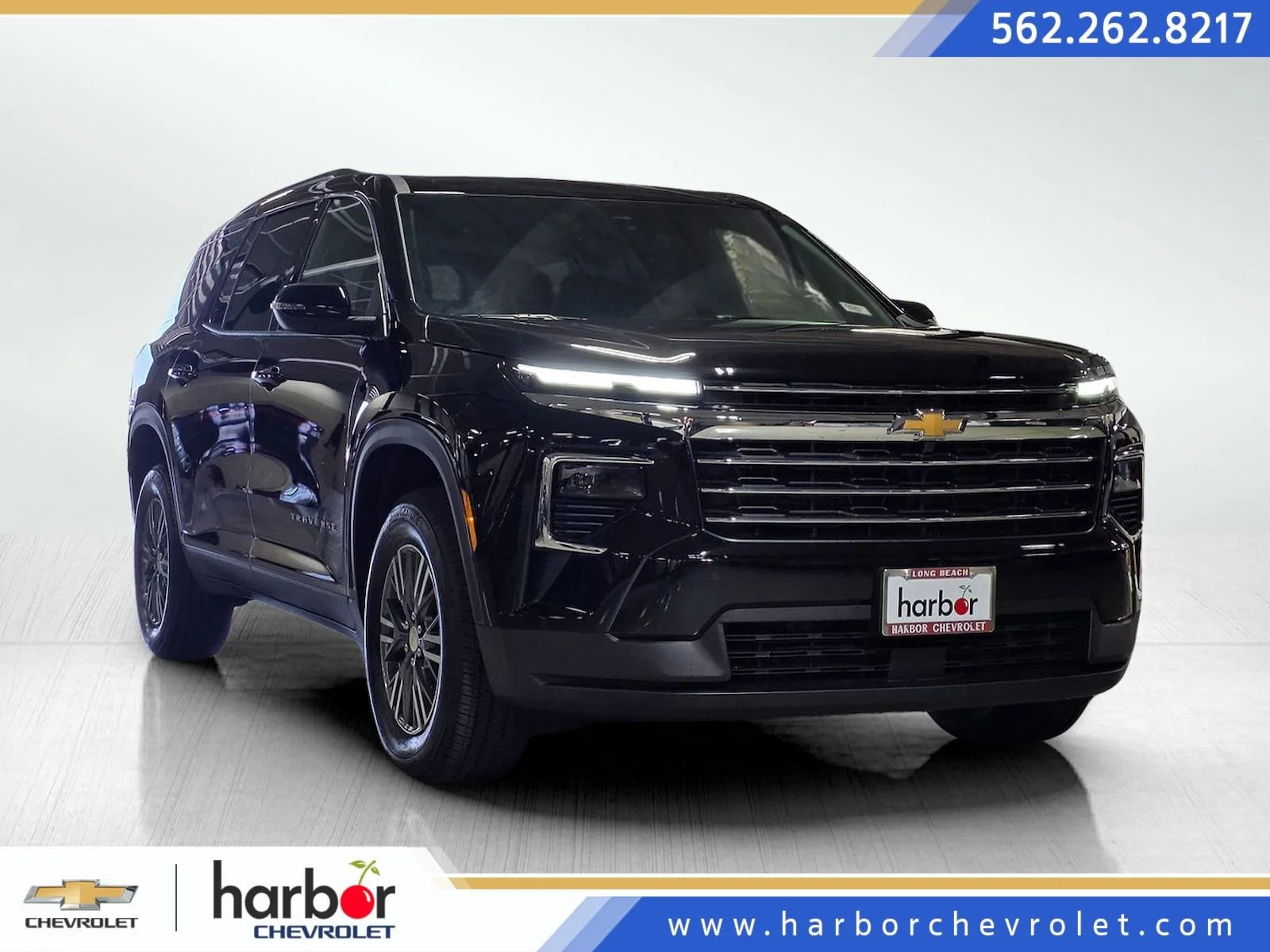 2026 Chevrolet Traverse FWD LT's photo