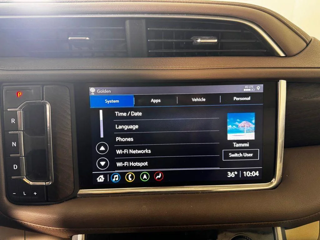 Used 2021 White Frost Tri-Coat GMC Denali image 10