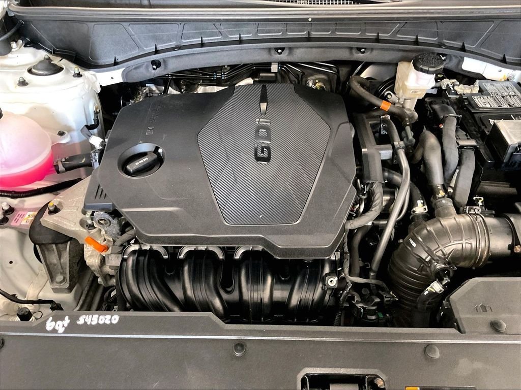 Certified Used 2023 White Hyundai SE image 34