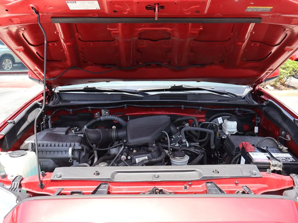 Used 2022 Red Toyota SR5 image 17