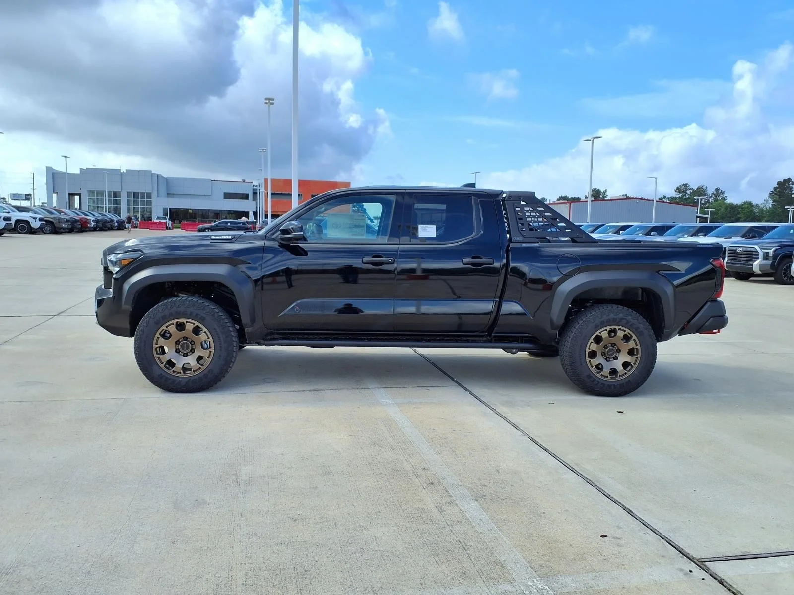 New 2026  Toyota Trailhunter image 8