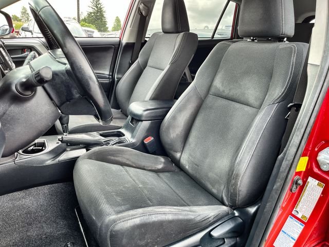 Used 2017 Red Toyota XLE image 14