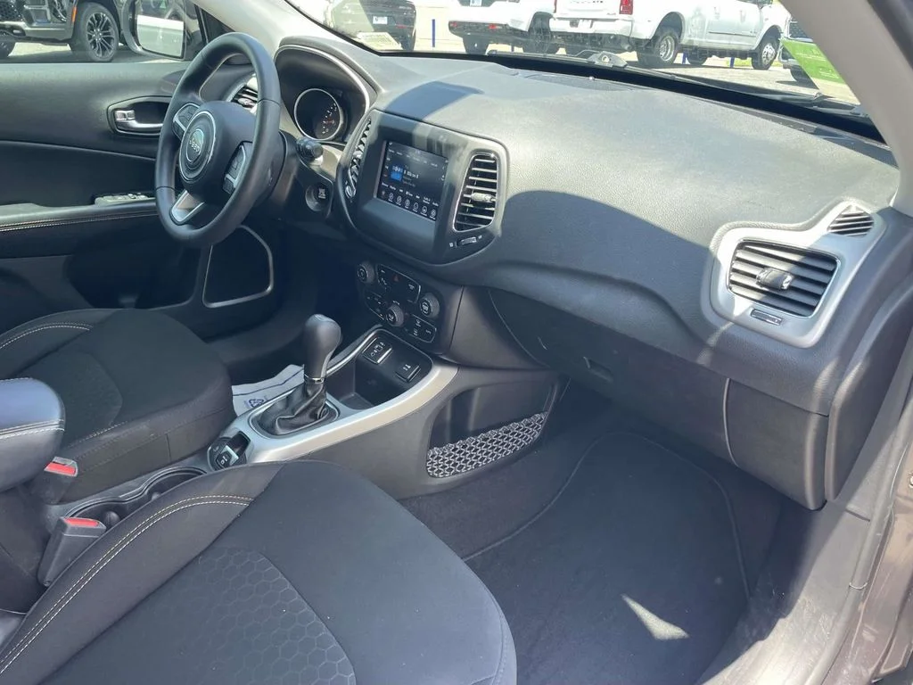 Certified Used 2020 Gray Jeep Sport image 14