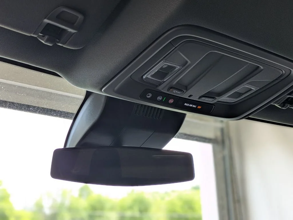 New 2026 Sterling Metallic GMC SLE image 28