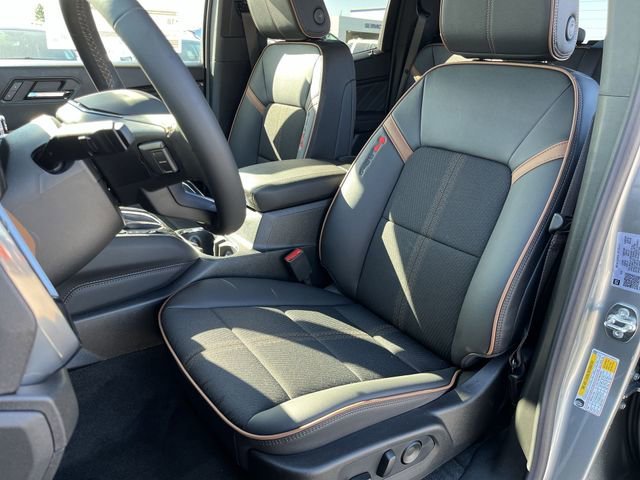 2026 GMC Canyon AT4 - Photo 14