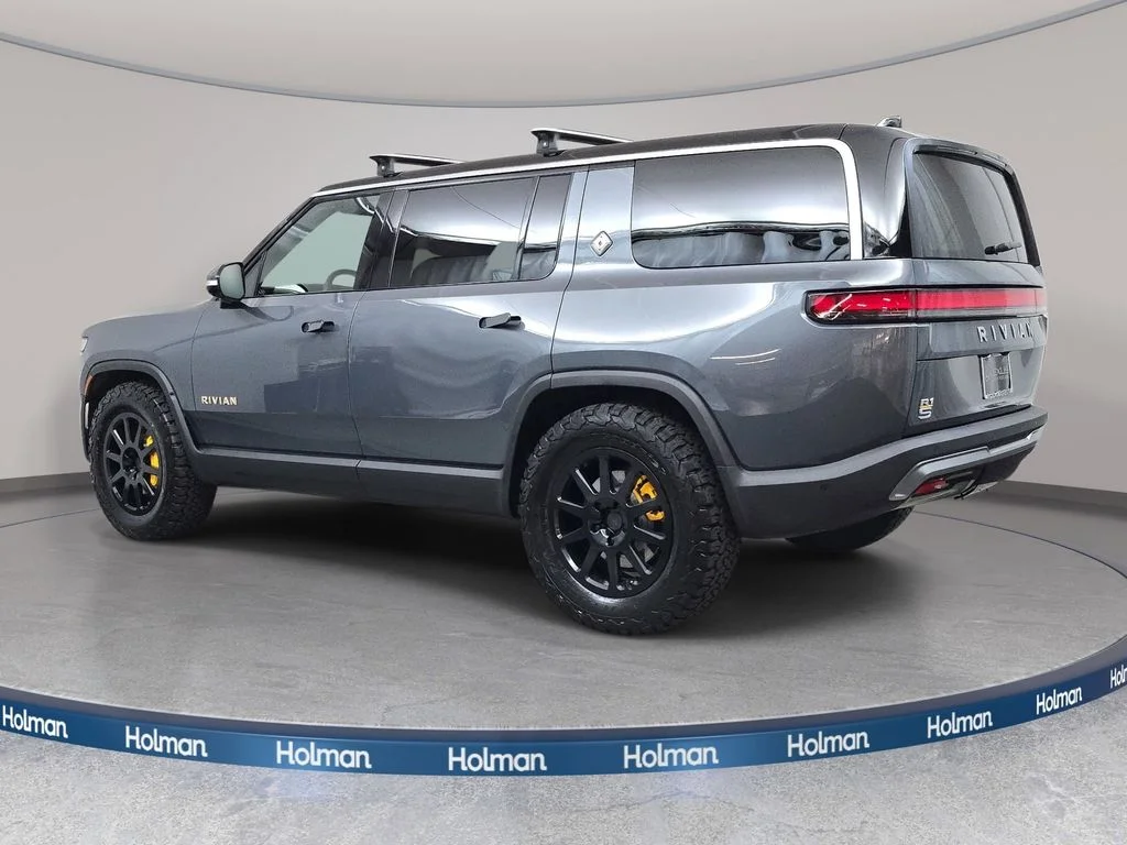 Used 2023 Gray Rivian Adventure image 8