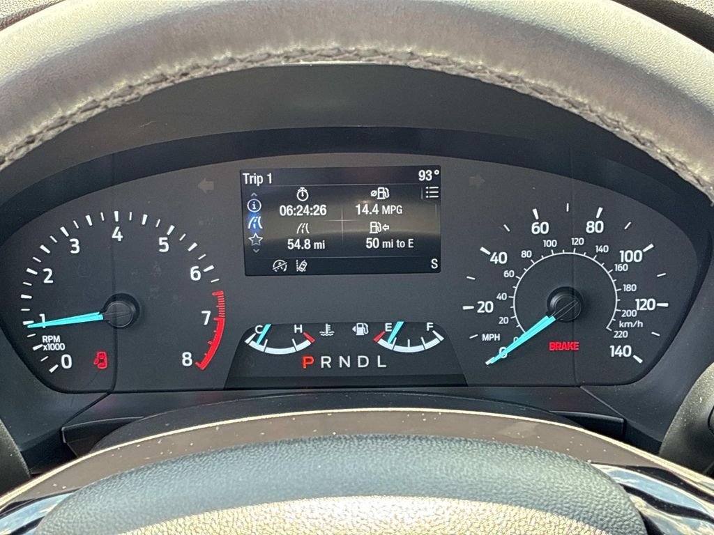 Used 2022 White Ford SE image 26